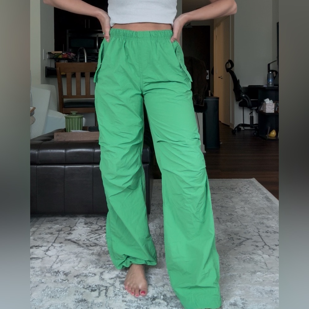 Love Tree Kelly Green Elastic Waist Pants